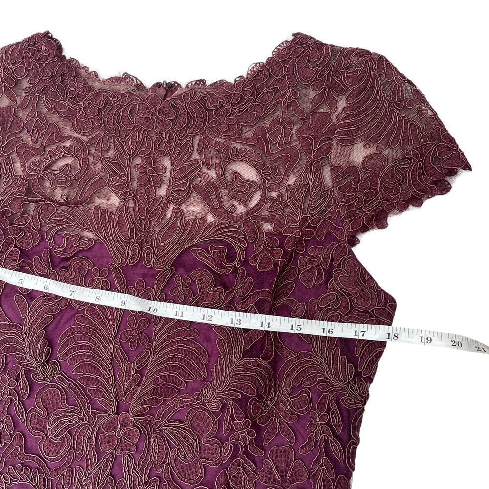 Tadashi Shoji Illusion Yoke Lace Sheath Dress Blackberry Burgundy - Size 12 - Picture 8 of 16